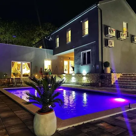 Villa Andrea Zagvozd