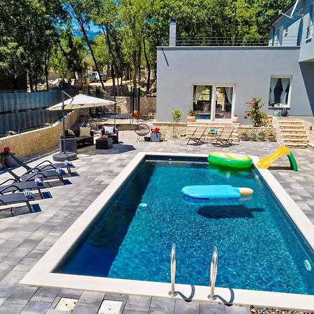 Villa Andrea Zagvozd